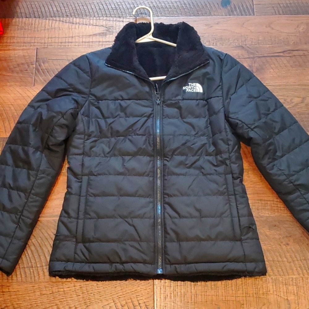 North face mossbud reversible coat. Medium